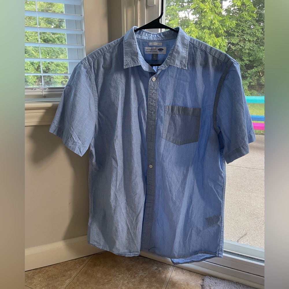 Old Navy Men’s Button Down Size Large